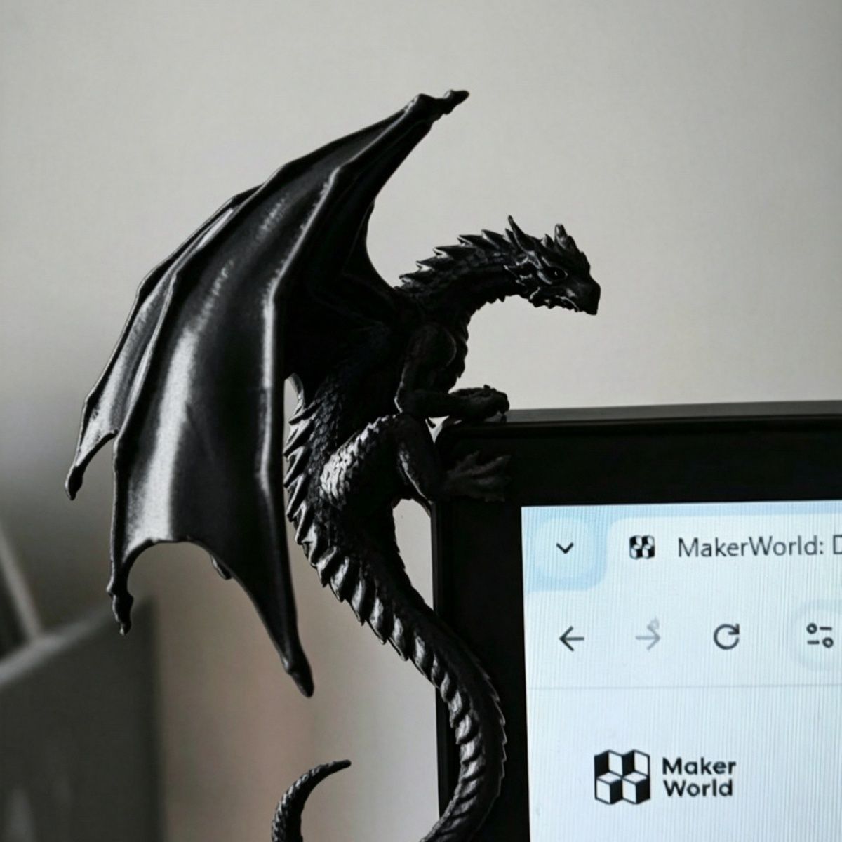 Cool Dragon Lying Figure Monit - Gaming Accessories Monitor review and price